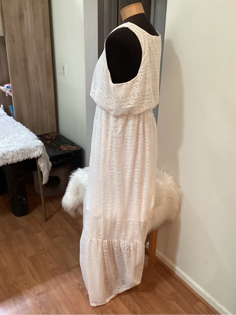 Maurices White Lace Maxi Dress with attached mini skirt underneath - Size 2 - Picture 5 of 13